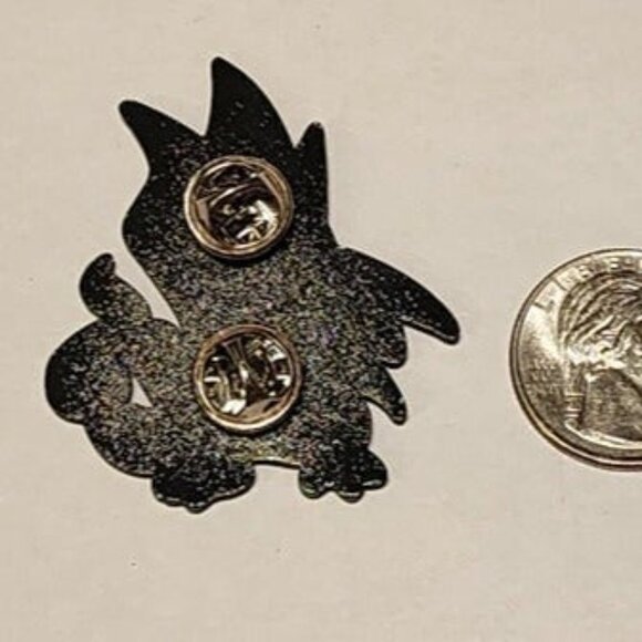 Toon Charizard Enamel Pin - Vibrant Pokemon Inspired Collectible - Picture 6 of 6